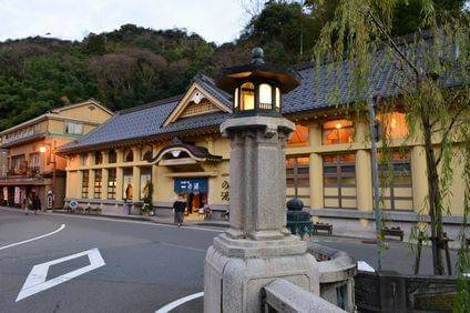 城崎温泉の外湯めぐりのおすすめ 所要時間や必要な持ち物と駐車場 井戸端会議