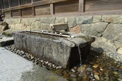 出雲大社の縁結びのお守り 効果のある持ち方 貰い方や種類とご利益 井戸端会議