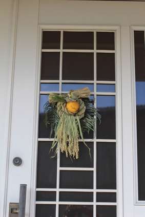 正月飾りを玄関に付ける方法と位置 いつ飾りいつまで 処分の仕方