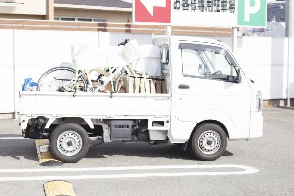 軽トラの荷台の積載量の限界は 積荷の高さや幅のはみ出し可能な長さも解説 井戸端会議